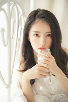 皇后难为HLH